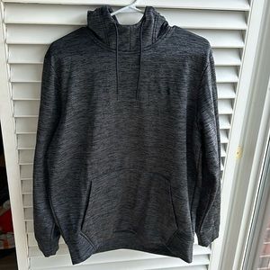UA cold gear hoodie. Men’s Medium.